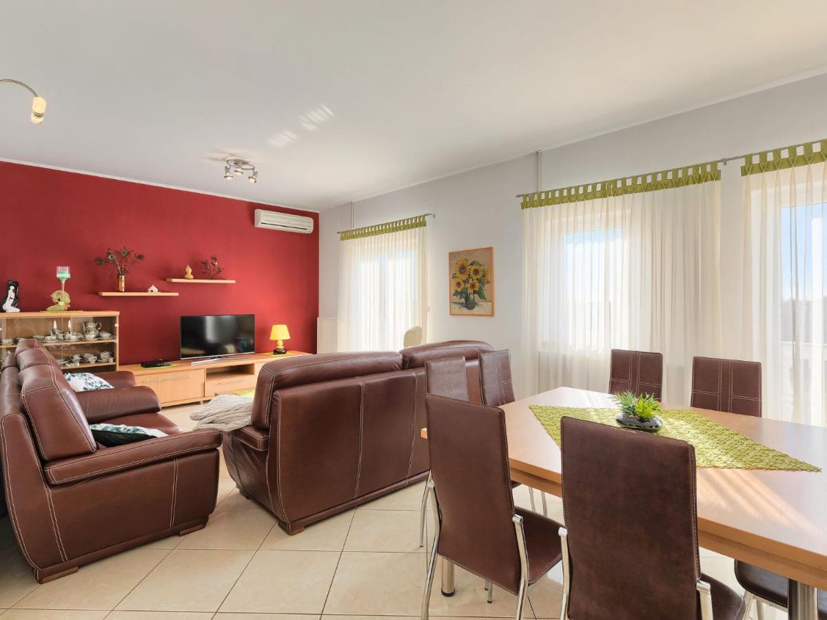 Apartment Laura By Interhome Galizana Ngoại thất bức ảnh