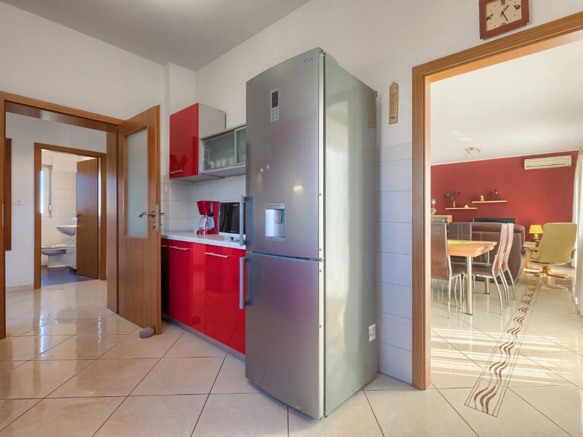 Apartment Laura By Interhome Galizana Ngoại thất bức ảnh